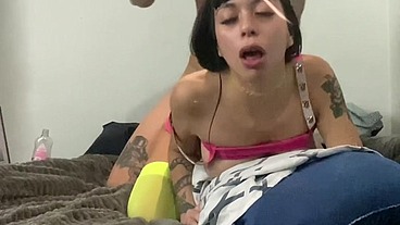 Soy una putita y le pedí por favor que me rompa el orto