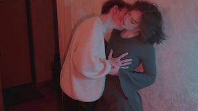 Horny Bitch Brings Dude Home After First Date for a Wild Fuck Sesh