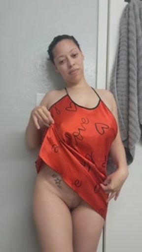 Solo Female With Big Tits Teasing While Showering