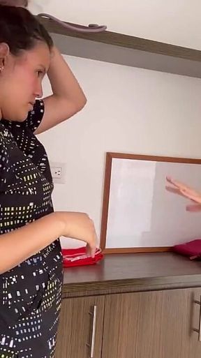 La Enfermera Me Lamio La Cuca Y Me Hizo Lesbiana