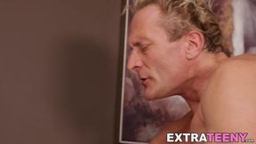 Alona Bloom's deepthroat oral leads to hard doggystyle