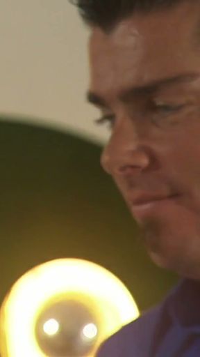 Notgeile Afrikanerin wird auf dem Billiardtisch gefickt   Clip 1