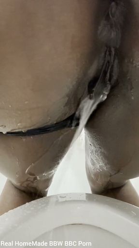 Knickers to Side Pissing in the Toilet POV