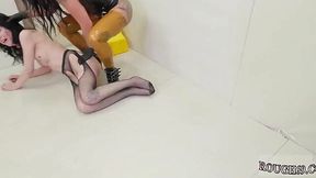 Amateur couple caught having wild beach sex