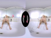 TSVirtuallovers - Shemale jerking off in bathtub