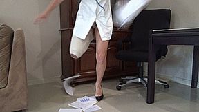 amputee medical worker m