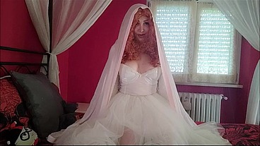 sweet Italian bride very excited and perverse
