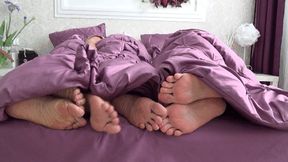 footsie under the blanket Victoria, Lory, Evelina FS