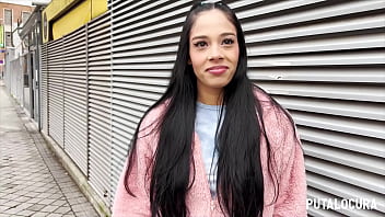 PutaLocura - Preciosidad colombiana Katha Dawsoon convencida en la calle para follar con Torbe