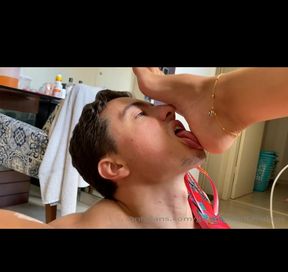 Havaianas Flip Flops Licker and Foot Slapping on His Face