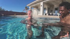 Bi BBC Blow Job in the Pool