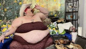 SSBBW Cowgirl Biggest Ever BBQ Feast