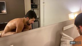 ricardo baiano ataca novamente - o dotadao meteu a vara no rabo do safado lucas