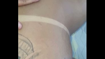 Vazou v&iacute_deo da tatuada famosinha do instagram fudendo com casal