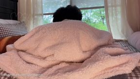 10 min bed dildo riding > ᴗ