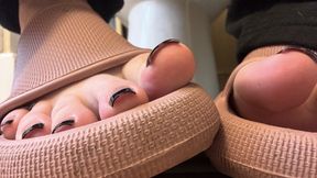 Giant Captures You and Shows You Her Shoe Collection