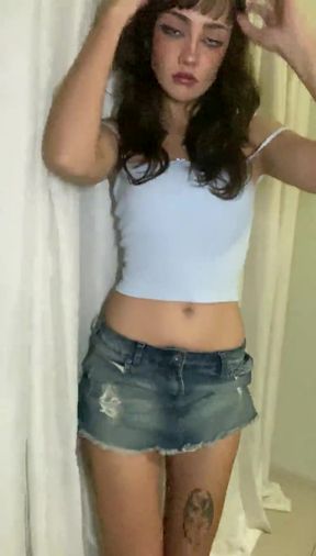 Slim teen plays with herself on Onlyfans