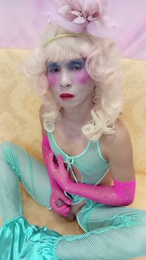Oanh Le transgender wearing sexy clothes porn playing with an artificial can