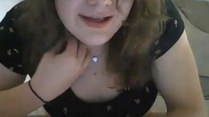 Smoking Yankee T-girl In Glasses Milks Her manhood