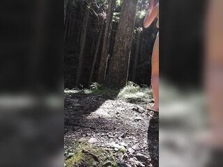 山の中で・・・????