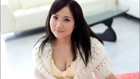 Pretty Japanese Babe Smiles While Giving Blowjob