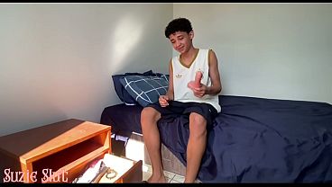 Encontrei Meu Enteado Com Meus Consolos Sexuais E Fiz Ele Como Meu Objeto Do Sexo Anal