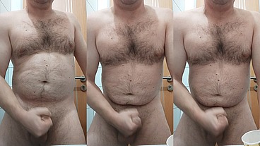 VID 438 Ma masturbez in baia publica si imi beau sperma si pisatul(7min)