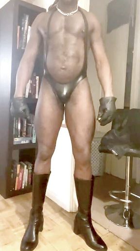 Black Bodybuilder Smoke & Wank Clips