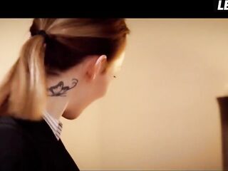 Czech Girl Belle Claire Indulges in Luxury Anal Pounding - LETSDOEIT