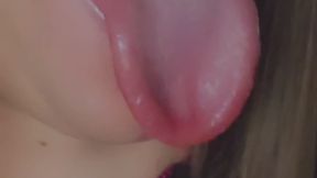 GlitterGiiiirl´s Dog Collar & Close-Up on Teeth & Tongueplay