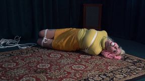 5010 Amber in Cashmere Hogtie