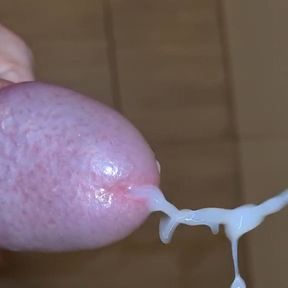 Juicy Cumshot in Slow Motion With Moaning