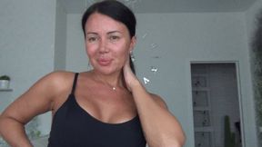 Jerk off to my sexy biceps cc