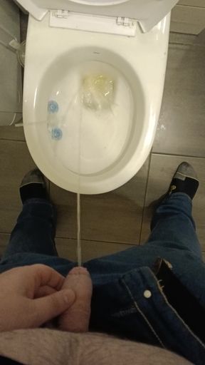 Peeing in the morning