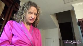 Your Horny&#x1F975; Mature Step-Sister Tia Sucks Your Cock&#x1F346; POV