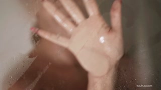 BEAUTIFUL SEX IN FIVE STAR HOTEL ROOM - Amateur couple in the Shower