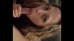 La rubia espa&ntilde_ola me pongo mi lenceria para este macho y me revienta