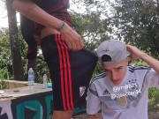 SEXO ORAL AL EENTRENADOR DE FUTBOL