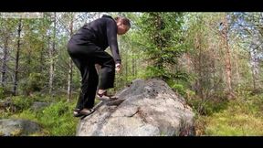 Peeing On a Big Rock WMV