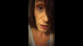 la video uro complete et intensement chaude !!