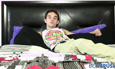 Slutty Marcus Rivers Loves Stretching His Little Pucker