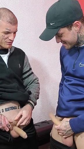 Carmona, Erick Diaz, Victor Ferraz and Carmona's stepfather in a Super Brotherage