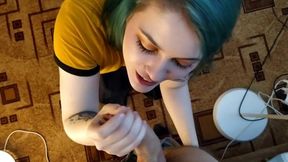 Freaky Teen Gives Mind-Blowing Blowjob - Amateur POV Fun