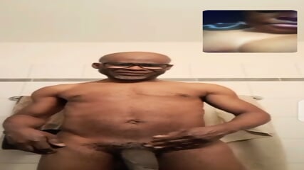 JE VOUS PRSENTE LA VIDO DE MR ETE TETE UN TOGOLAISE QUI VIE EN SUISSE QUI SE MASTURBE SUR LES RSEAU SOCIAUX