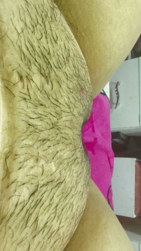 Mom masturbates her delicious huge hairy pussy