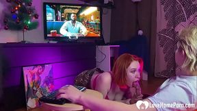 Babe sucks me off while I watch TV