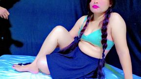 Desi village girl giving wet blowjob to her lover before Chudai