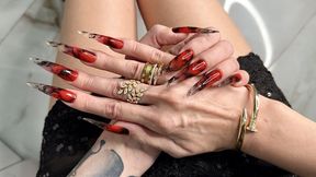 New hot color Long nails, claws, long flexible fingers wide palms, skin scratching, red lipstick