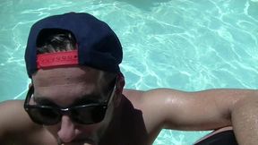 2270 baise au jus dans la piscine par mon potej adore sucer et me faire baiser...