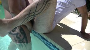 2270 baise au jus dans la piscine par mon potej adore sucer et me faire baiser...